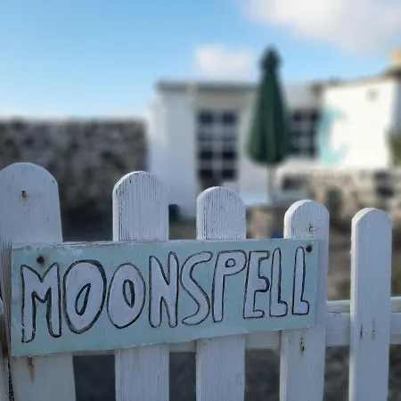 Moon Spell לאחארס